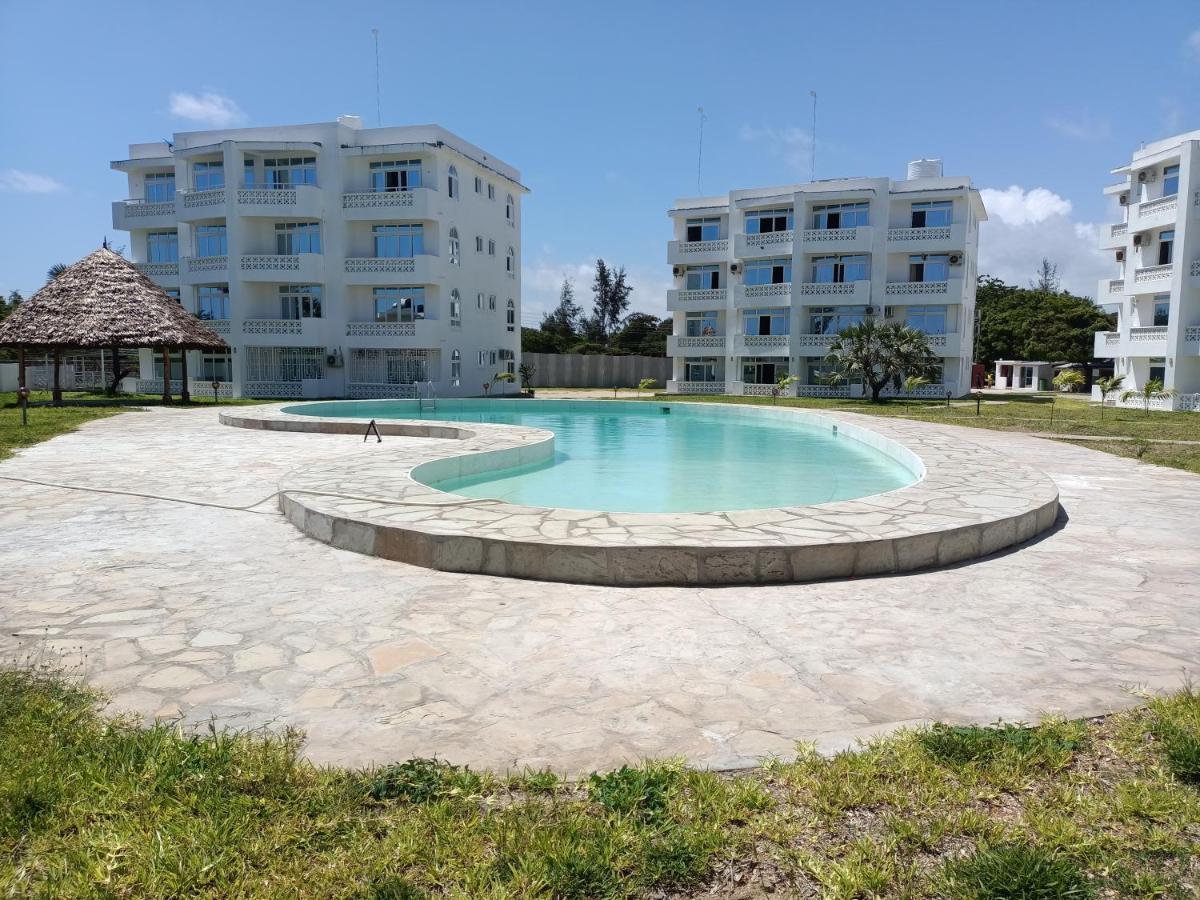 Havenhouse Kijani - 1 Bedroom Beach Apartment With Swimming Pool ماليندي المظهر الخارجي الصورة