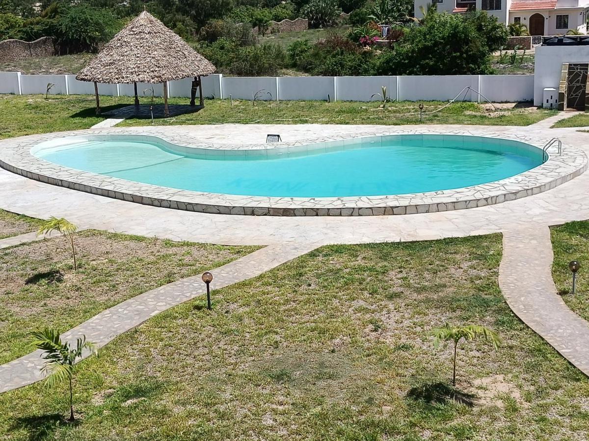 Havenhouse Kijani - 1 Bedroom Beach Apartment With Swimming Pool ماليندي المظهر الخارجي الصورة