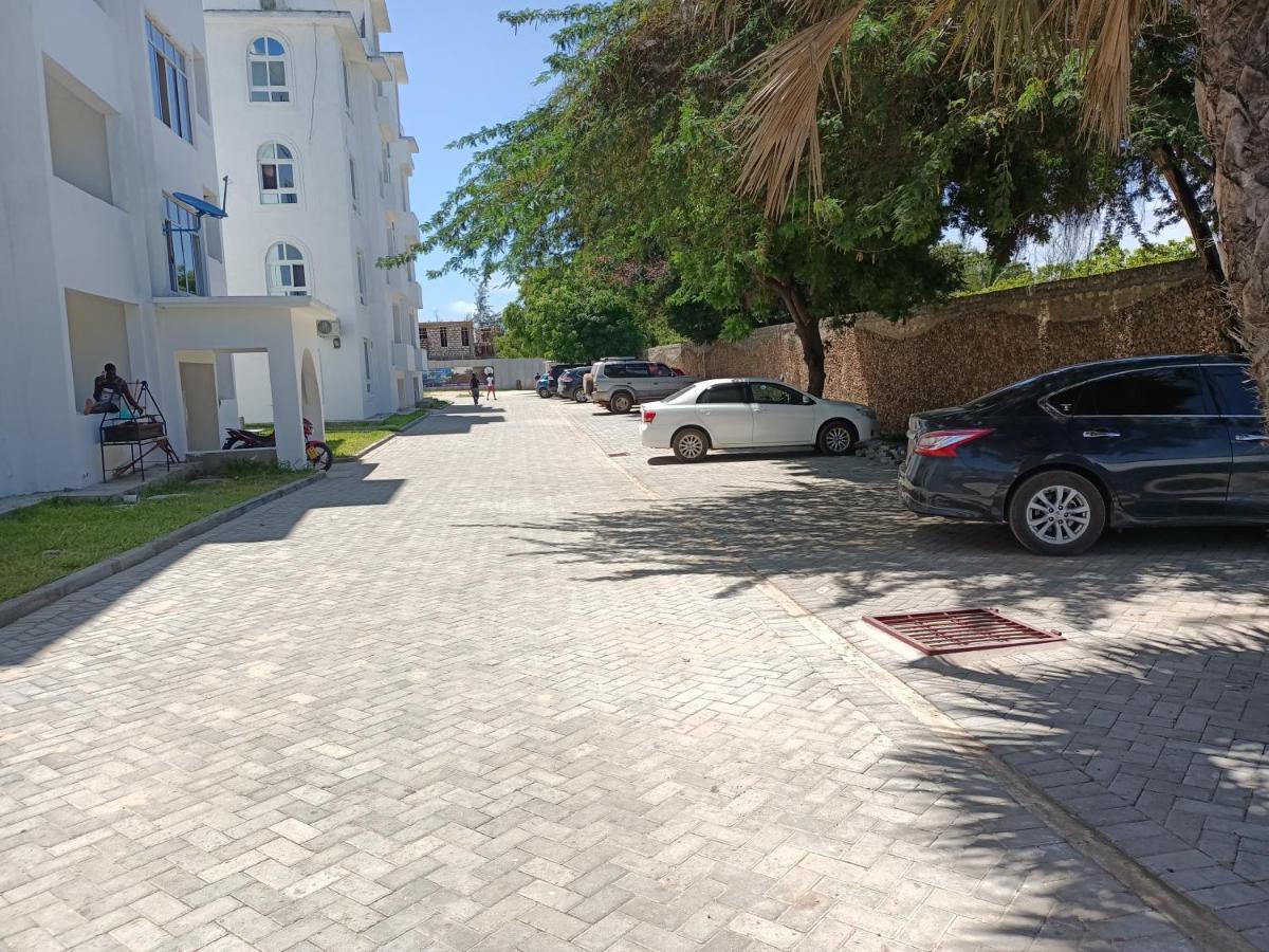 Havenhouse Kijani - 1 Bedroom Beach Apartment With Swimming Pool ماليندي المظهر الخارجي الصورة